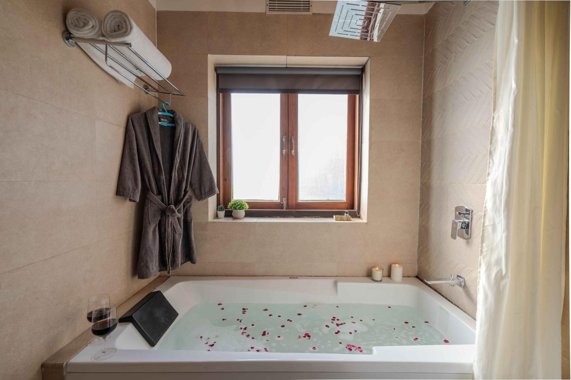 Saffronstays Timber Crest 德拉敦 外观 照片
